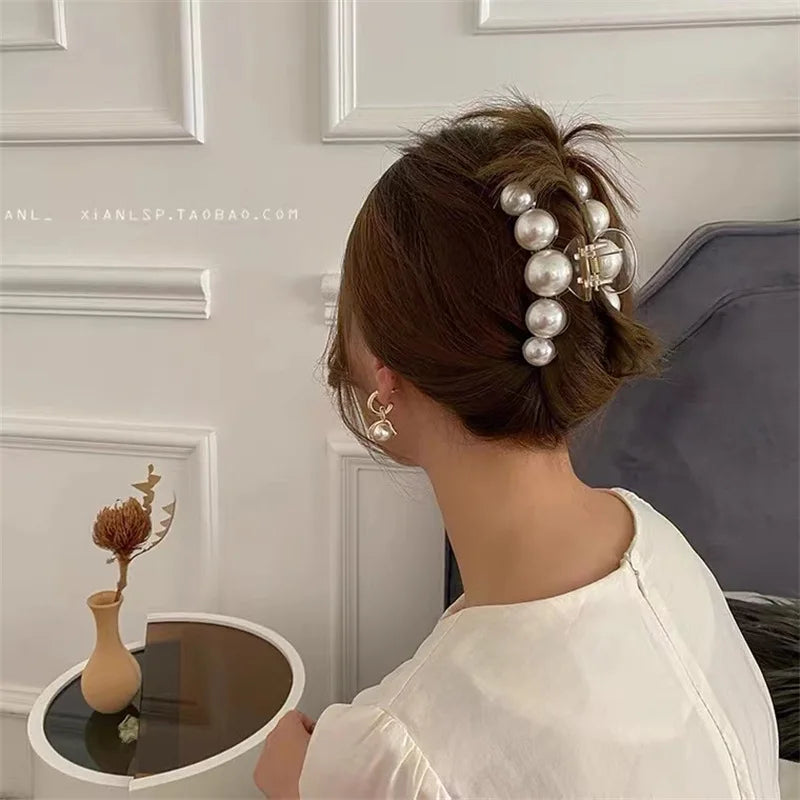 Élégance Assurée : Découvrez Nos Pinces à Cheveux en Perles pour un Style Chic et Tendance !