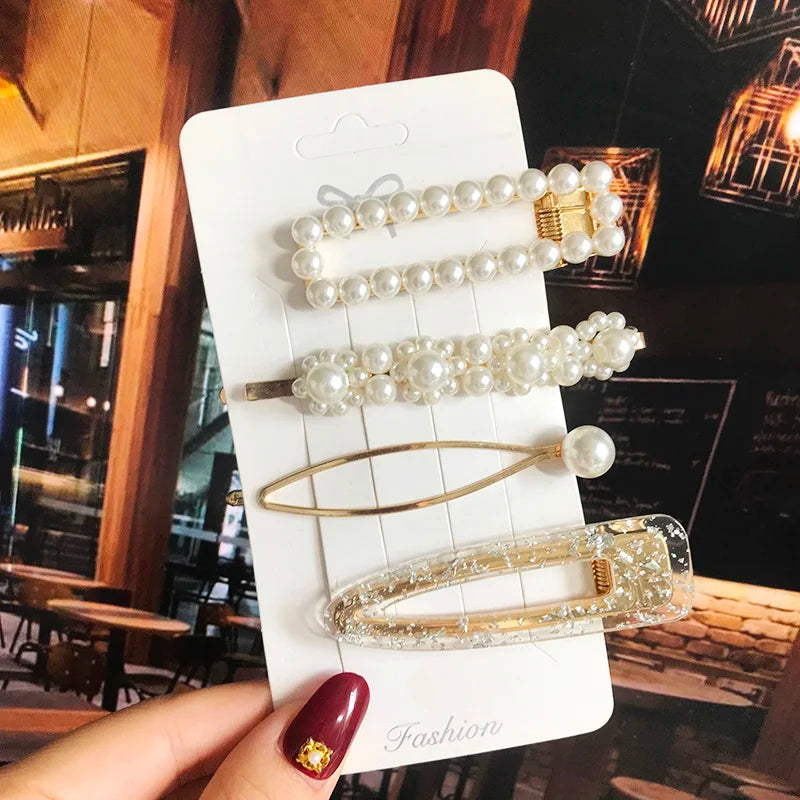 Accessoires Glamour : Ensemble Élégant de Pinces à Cheveux avec Perles Brillantes