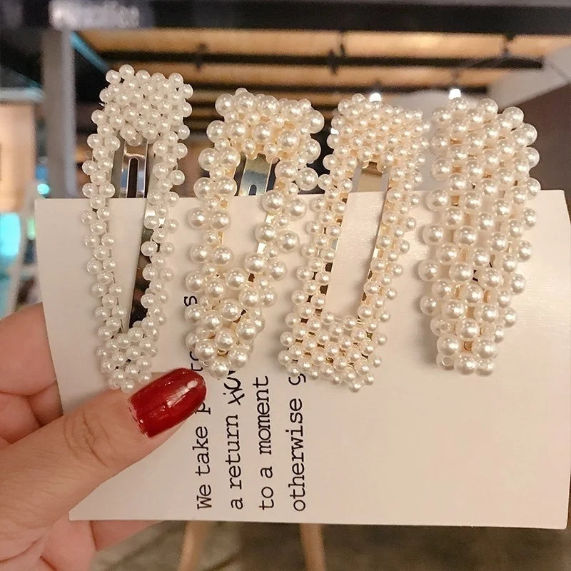 Accessoires Glamour : Ensemble Élégant de Pinces à Cheveux avec Perles Brillantes